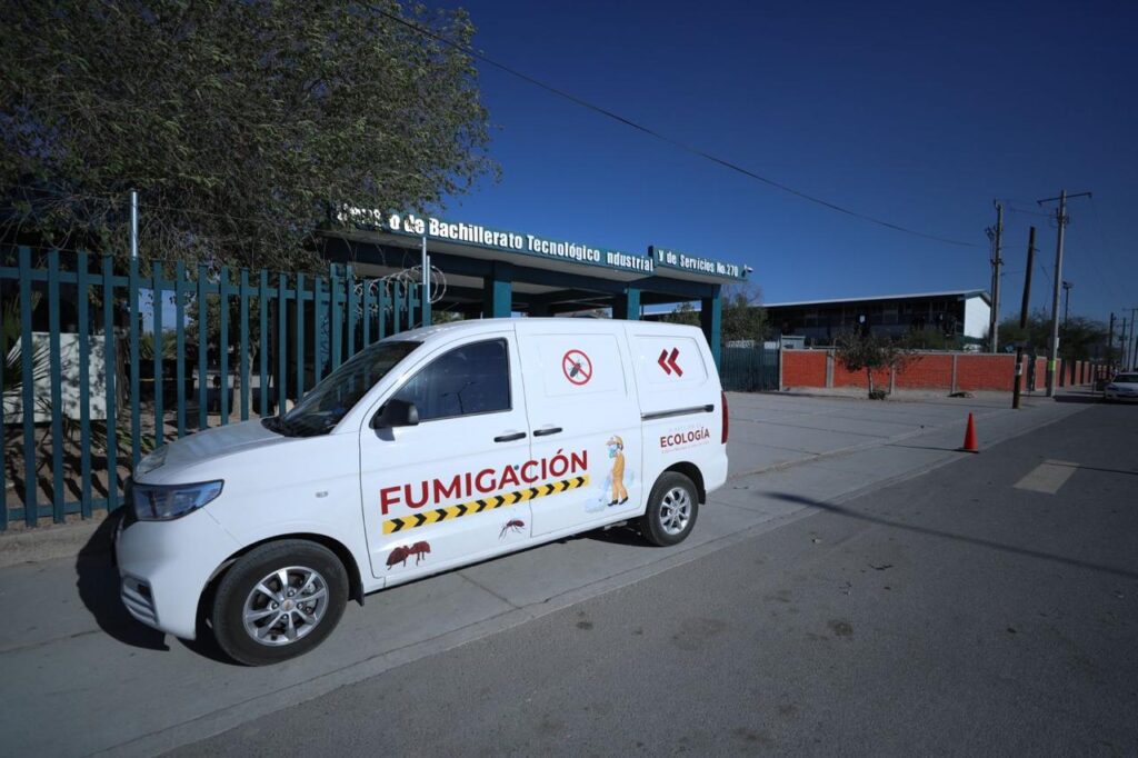 REALIZA DIRECCIÓN DE ECOLOGÍA 300 FUMIGACIONES DIARIAS EN VIVIENDAS