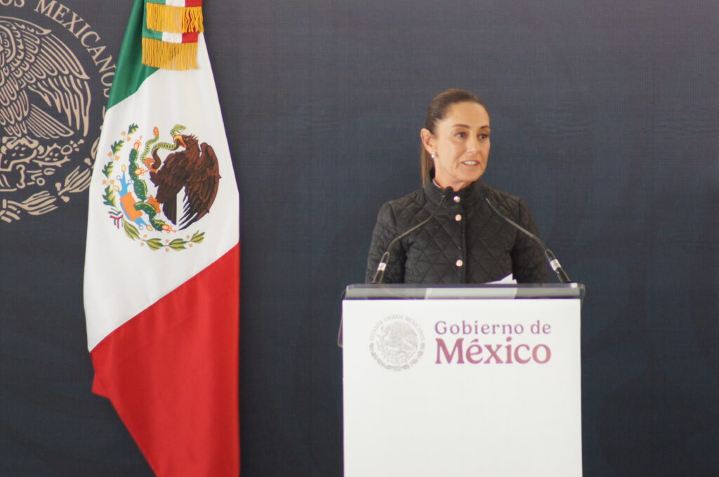 REFRENDA SHEINBAUM PROGRAMAS SOCIALES Y MEJORAMIENTO DEL SALARIO MÍNIMO
