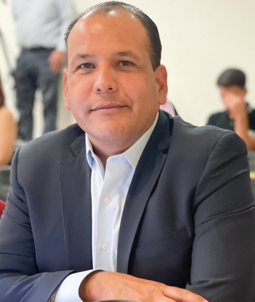DESIGNA MARU CAMPOS A OMAR BAZÁN COMO DIRECTOR DEL CONALEP