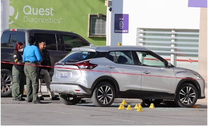 Fiscalía investiga homicidio de escolta y ataque a empresaria