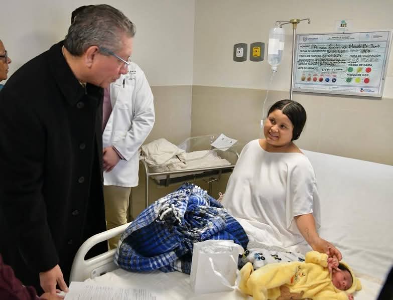 EL PRIMER BEBÉ DE 2025 EN JUÁREZ ES UN NIÑO, LLEGÓ A LAS 12:50 DE LA MADRUGADA