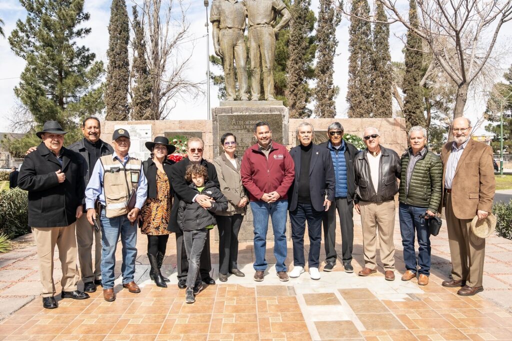 ACOMPAÑA ALCALDE A EXCEBOLLEROS EN EL ANIVERSARIO 119 DE LA ESAHE