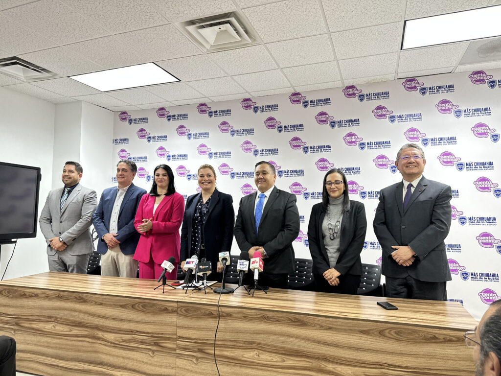 A tres años de su gestión, Maru Campos reestructura su equipo de trabajo en Ciudad Juárez