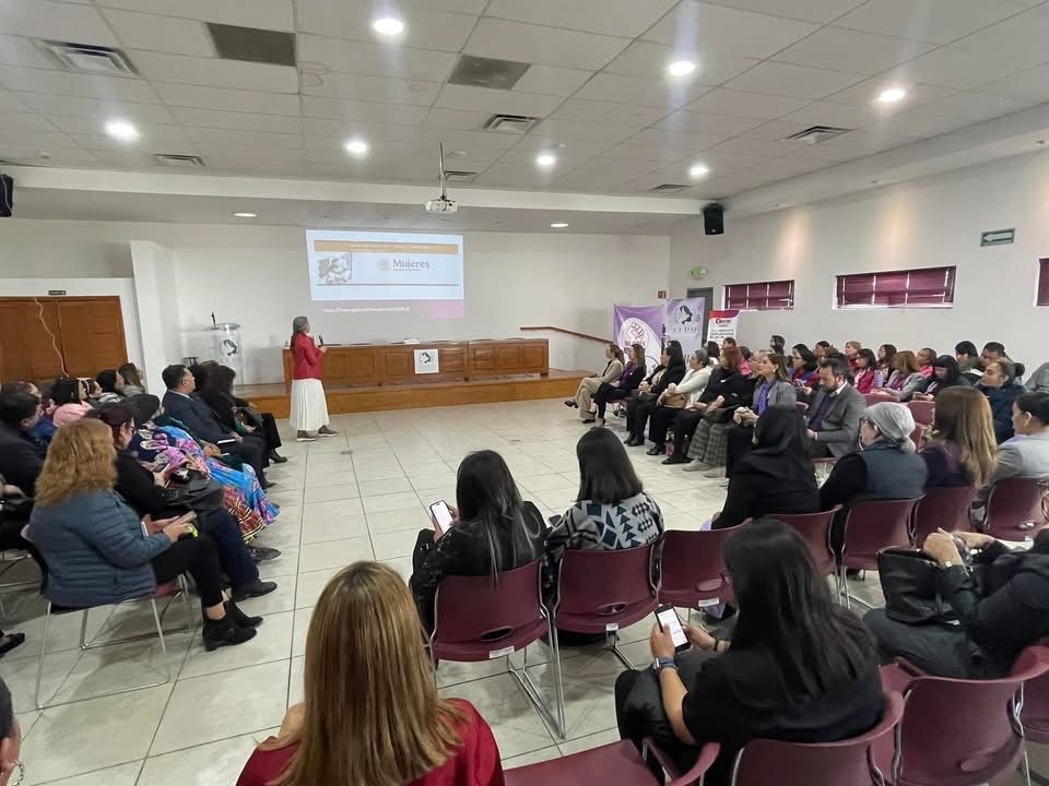 Abordan en el “Foro: Reflexiones colectivas en torno a la igualdad” la urgencia de visibilizar las necesidades de las mujeres