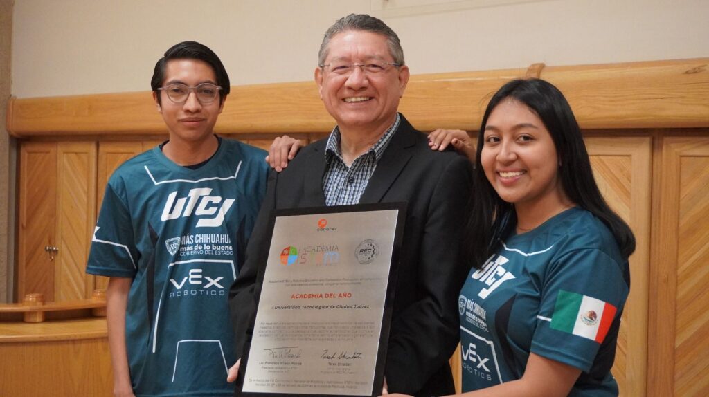 Reconocen a UTCJ como Academia del Año por su labor en educación STEM