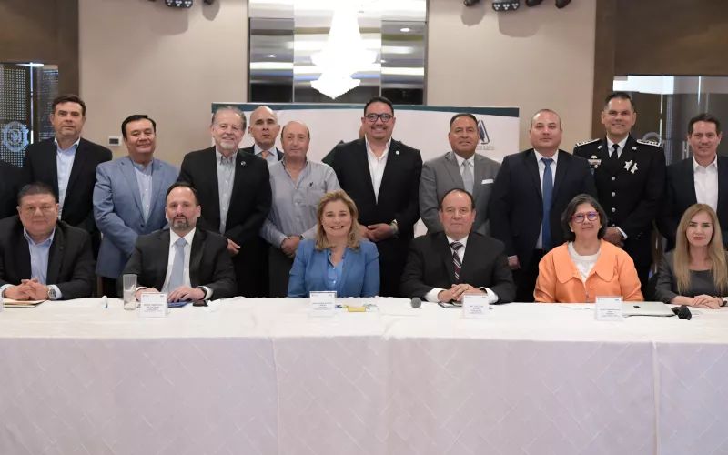Encabeza Maru Campos reunión con CCE de Juárez para fortalecer infraestructura estratégica