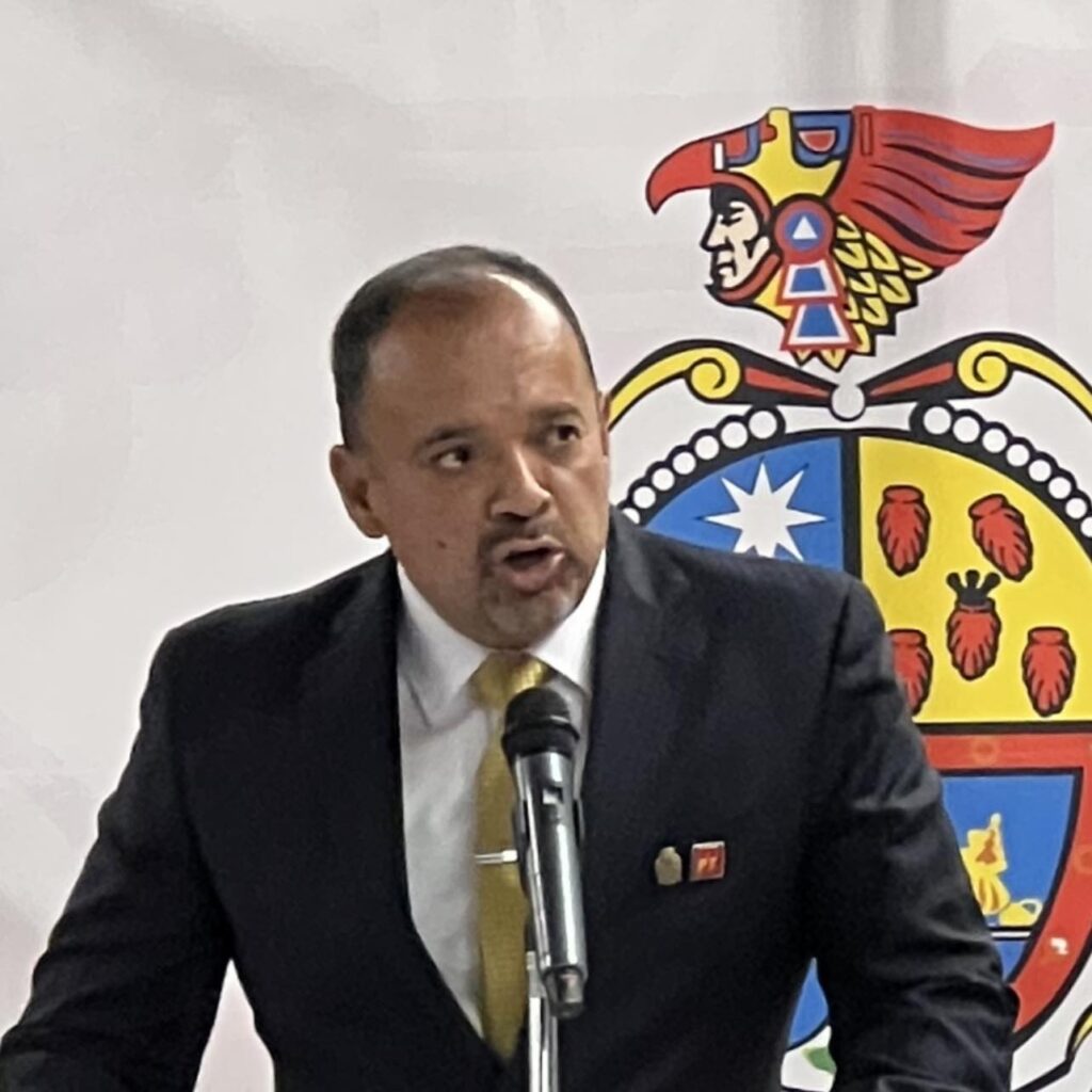 EL REGIDOR MATUS EXIGE EL REGRESO DE LA CARTILLA DE VACUNACIÓN OBLIGATORIA EN LAS ESCUELAS