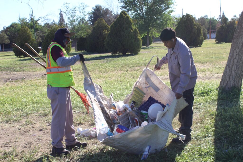 LEVANTAN CERCA DE 40 TONELADAS DE BASURA TRAS LA PASCUA EN EL CHAMIZAL