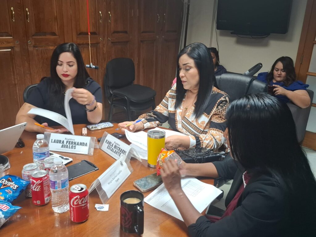 EN EL MES DE JUNIO TENDRA CD JUAREZ EL CAMPEONATO PREMUNDIAL DE BASQUETBOL, U16, REVISAN CABILDO E INSTITUTO MUNICIPAL DEL DEPORTE